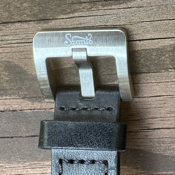 Black Men's Watch - Picture 4 of 4